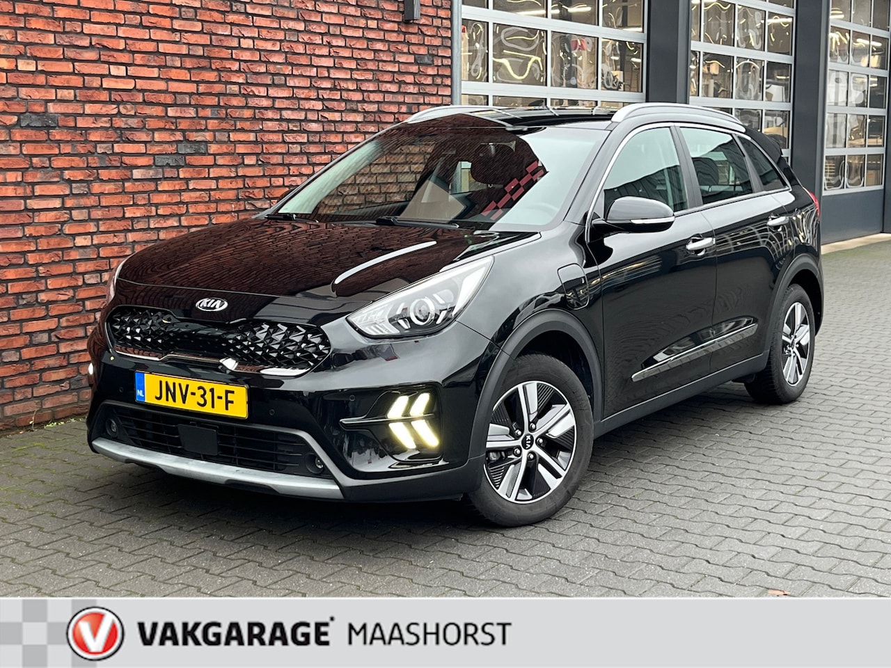 Kia Niro - 1.6 GDi PHEV DynamicLine Adapt.Cruise/AchteruitijCam./PDC/LED/DAB/Clima/AppConnect/Trekhaa - AutoWereld.nl