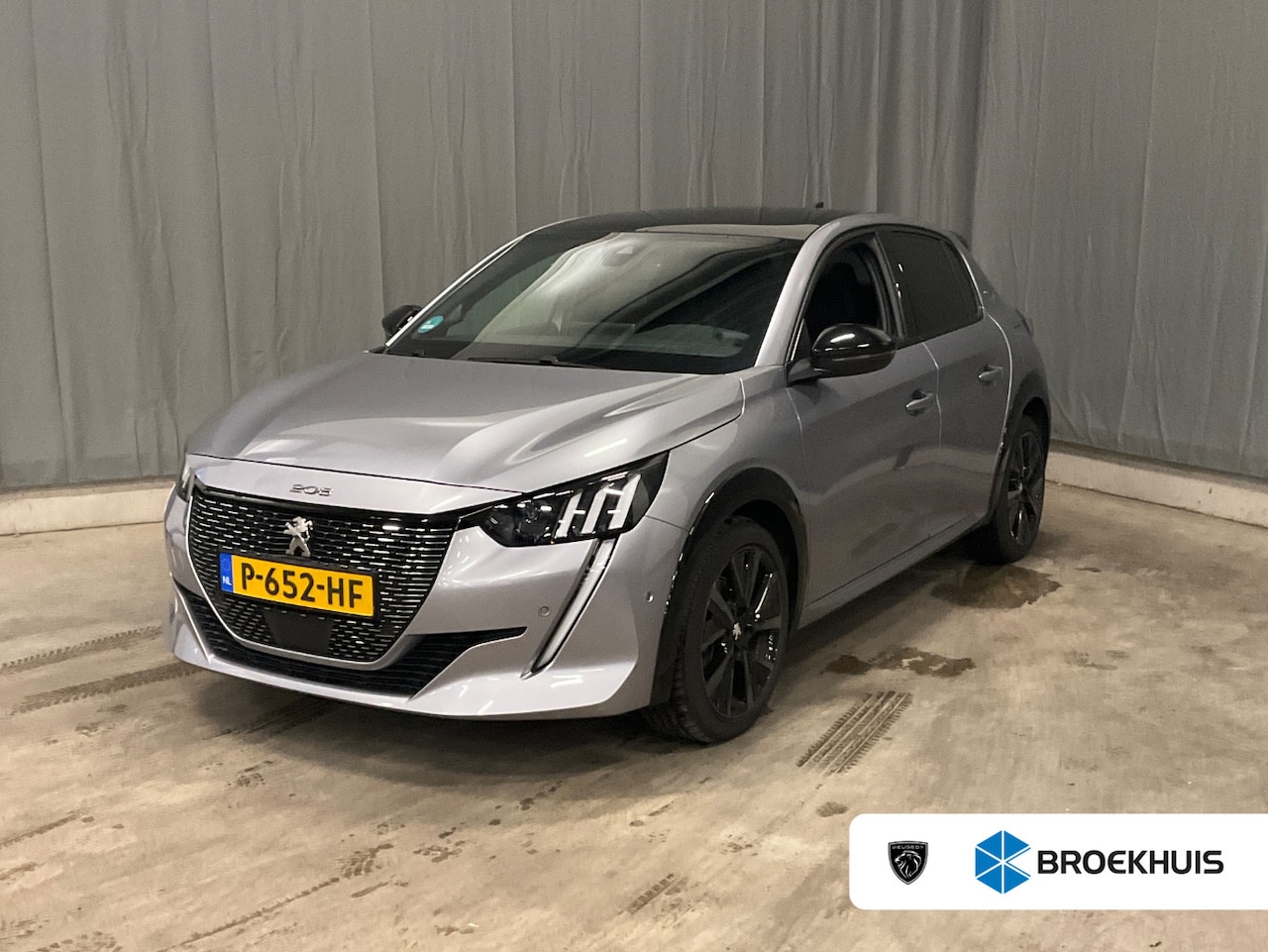 Peugeot 208 - 1.2 PureTech GT Pack Airco | Alcantara | Camera | Cruise Control Adaptief | DAB | Keyless - AutoWereld.nl
