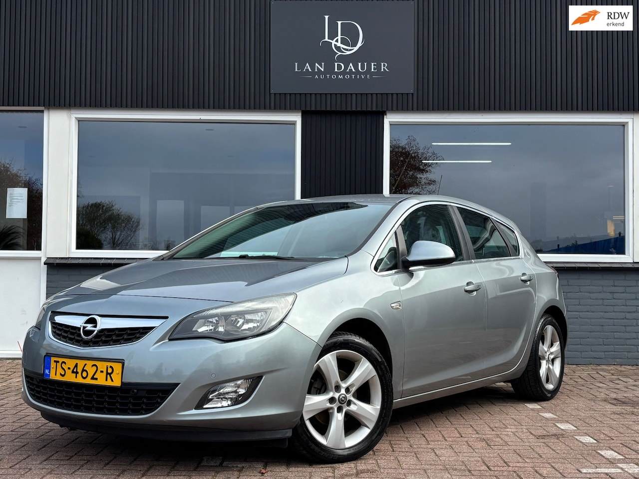 Opel Astra - 1.4 Turbo Sport / Airco / Sensoren / Cruise / LMW - AutoWereld.nl