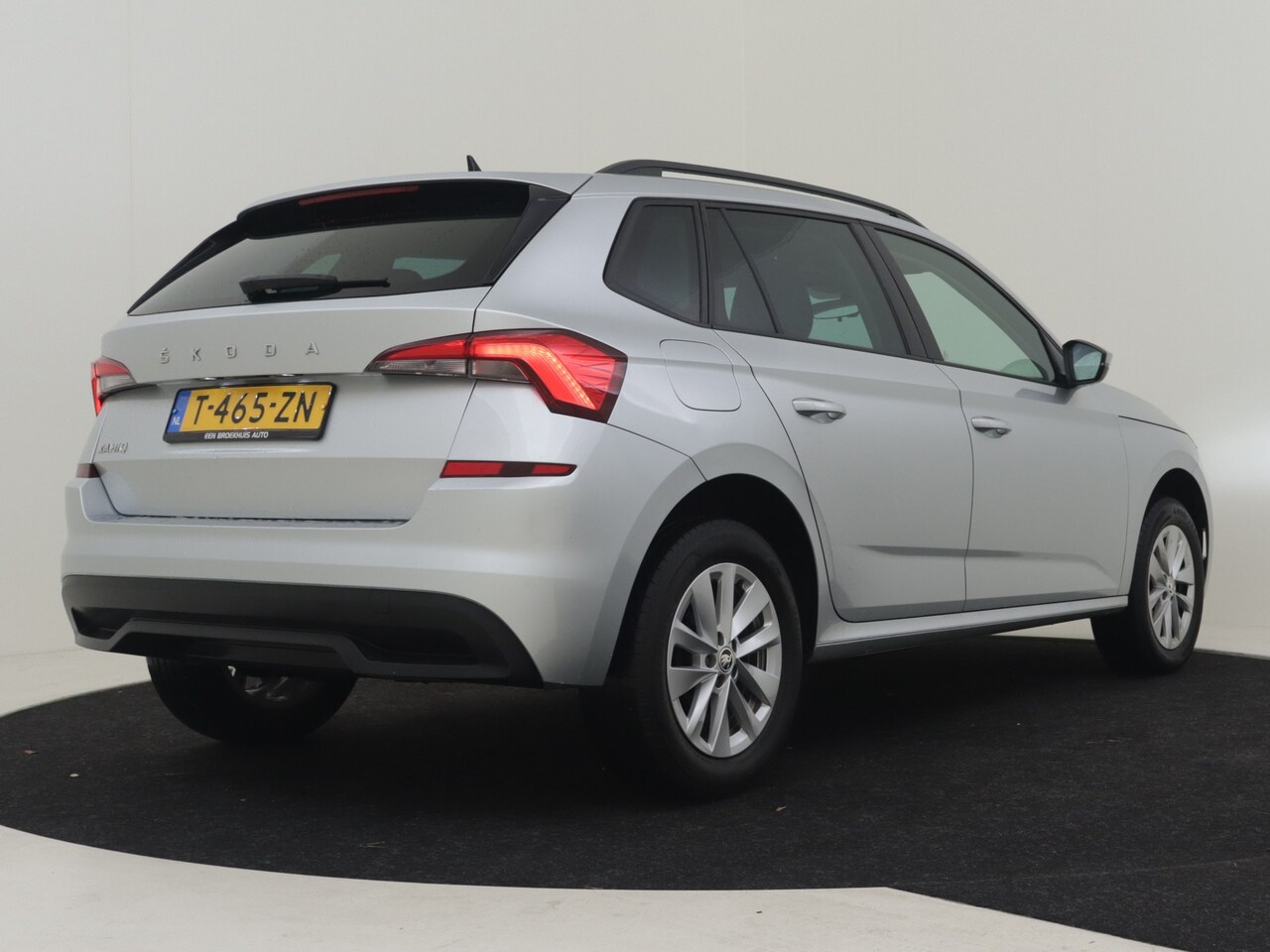 Skoda Kamiq - 1.0 TSI Ambition 111pk DSG/AUTO | Cruise control | Privacy glass | Airco | Led koplampen | - AutoWereld.nl