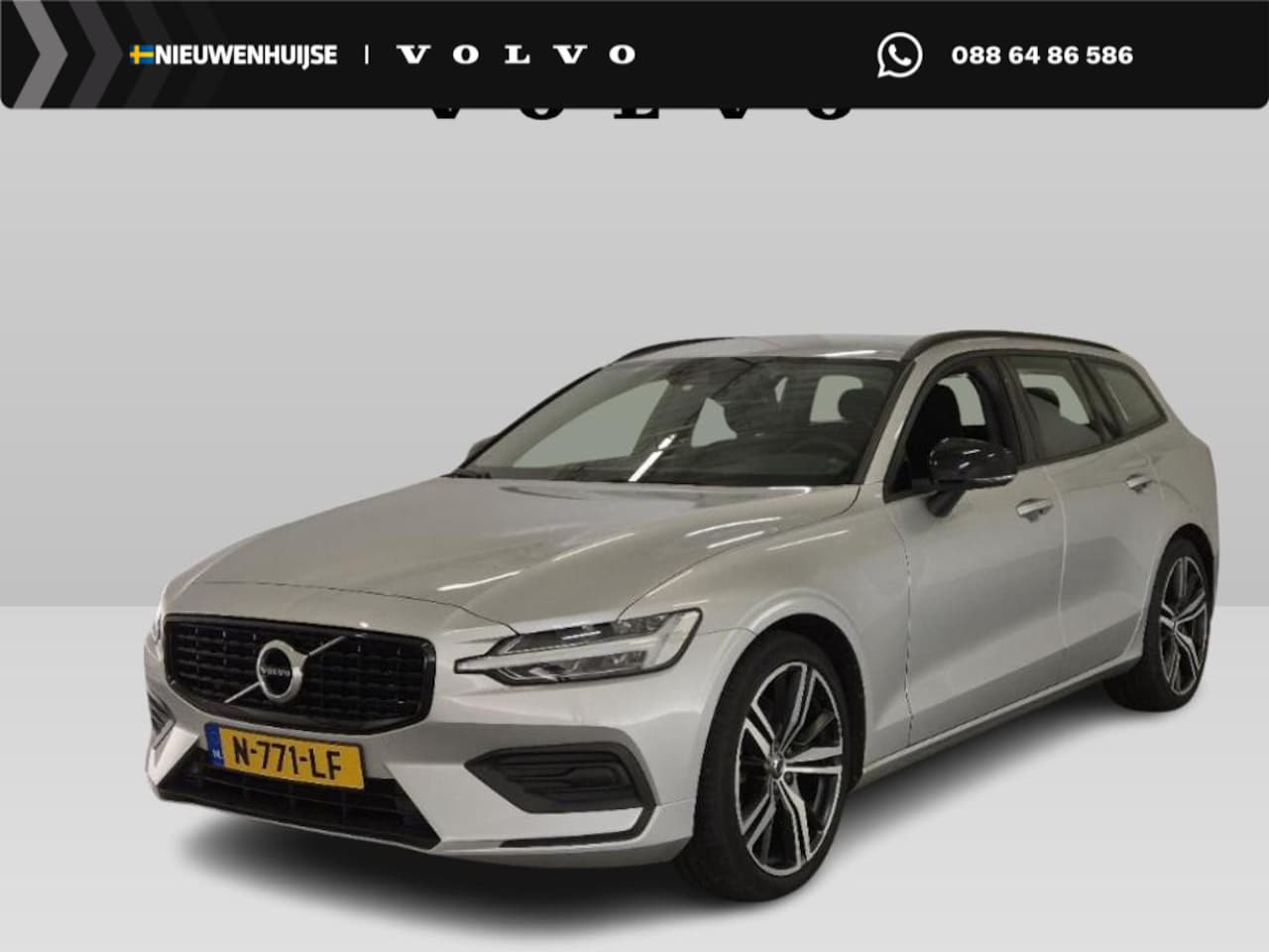 Volvo V60 - 2.0 B3 Momentum Advantage | Cruise Control | 19" Velgen | Navigatie | Apple CarPlay & Andr - AutoWereld.nl