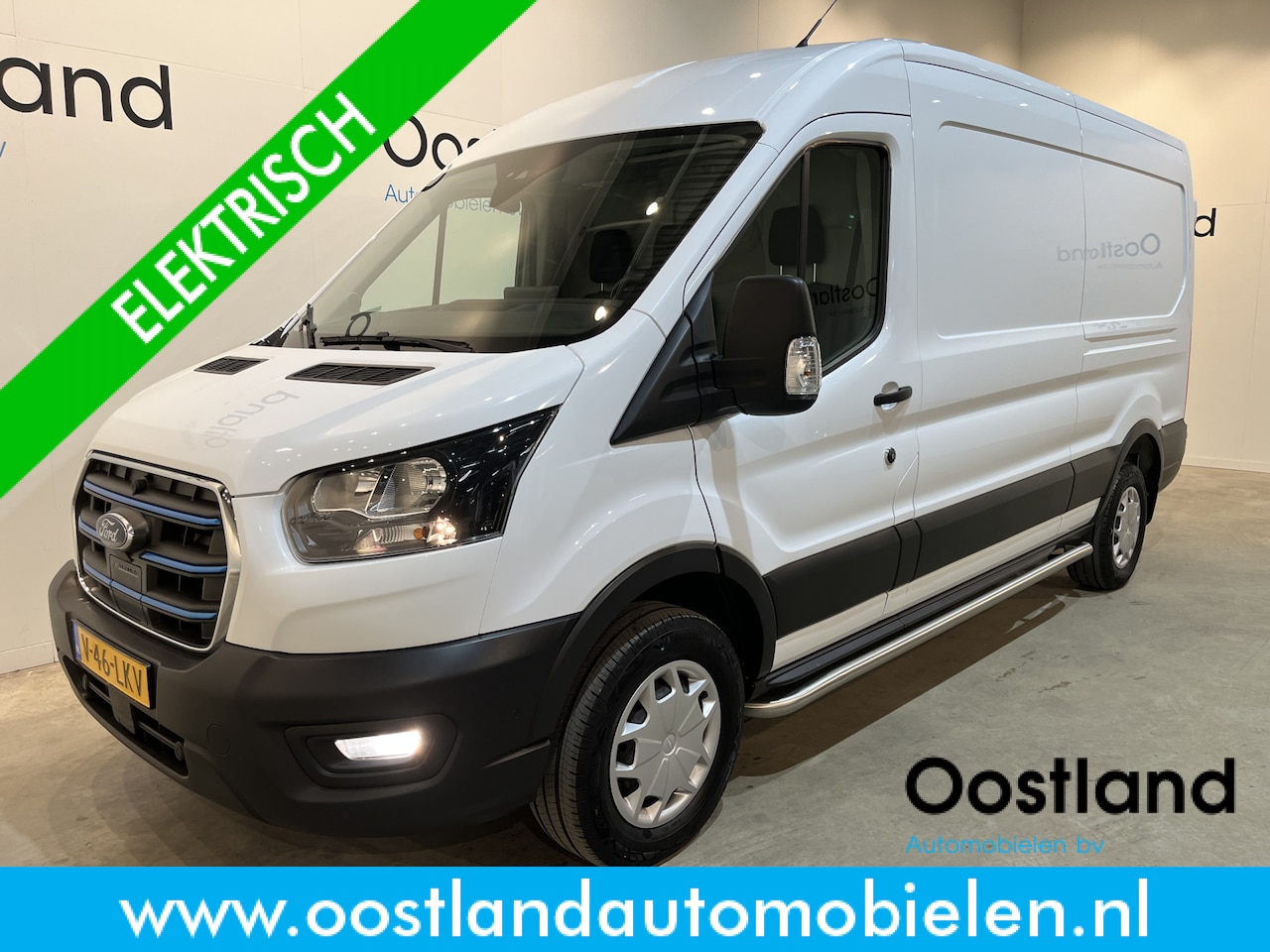 Ford E-Transit - 350 L3H2 Trend 68 kWh 184 PK / 100% Elektrisch !! / Airco / Cruise Control / CarPlay / Cam - AutoWereld.nl