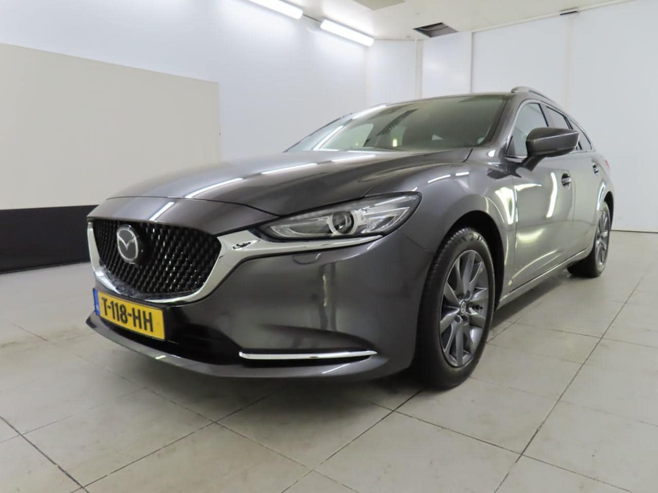 Mazda 6 Sportbreak - 2.0 SkyActiv-G 165 Centre-Line 12 maanden Bovag garantie trekhaak carplay android - AutoWereld.nl