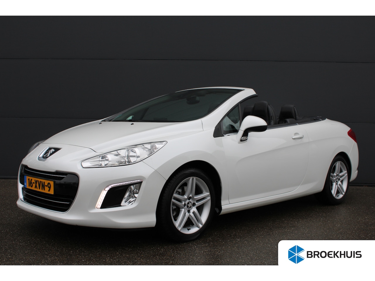 Peugeot 308 CC - 1.6 THP Griffe | Navigatie | Lederen bekleding | Trekhaak | Nieuw model | 93.000km | NL au - AutoWereld.nl