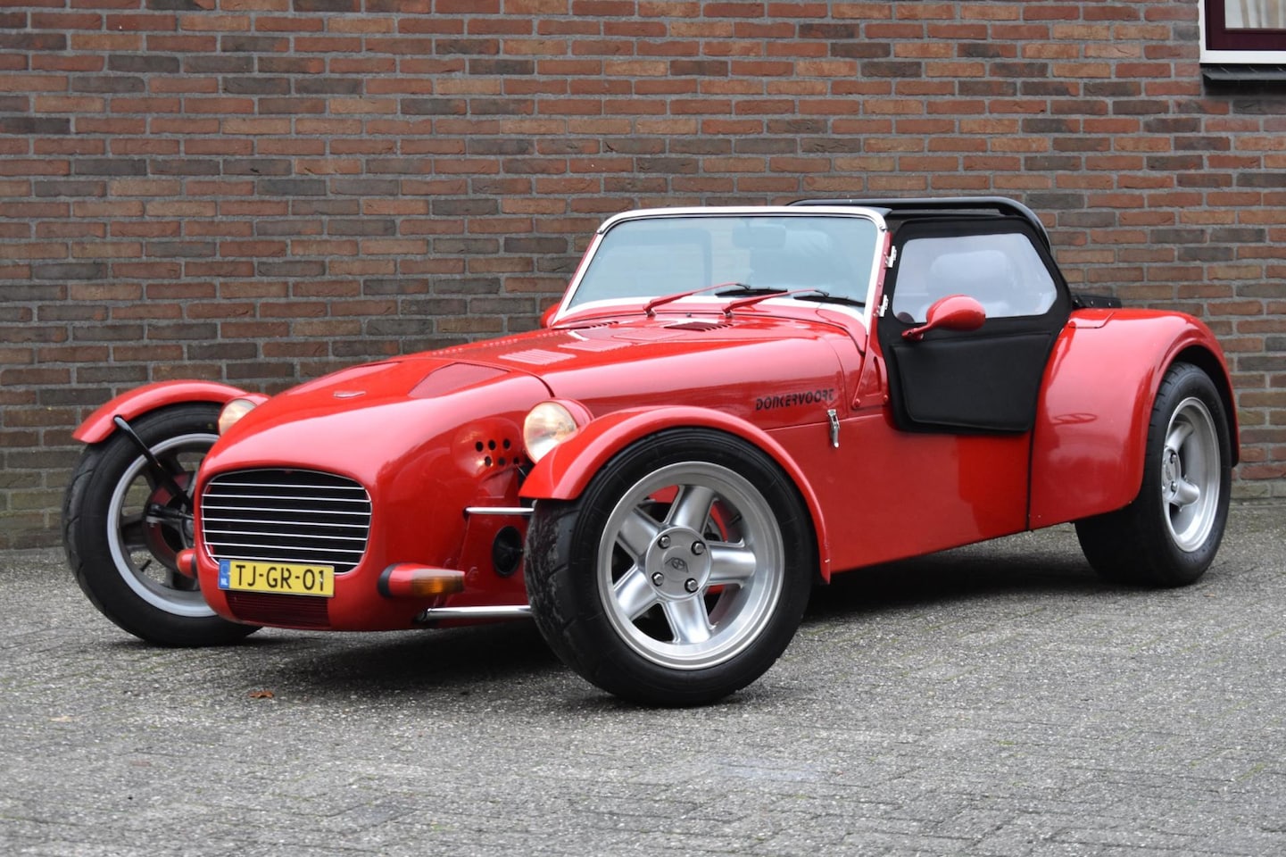 Donkervoort S8 - 2.0 S8AT '90 162 pk 2.0 Turbo Leder Inruil mogelijk - AutoWereld.nl
