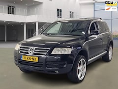 Volkswagen Touareg - 3.2 V6
