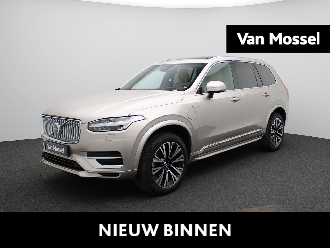 Volvo XC90 - 2.0 T8 4WD Ultimate Bright Aut. | HEAD-UP | PANO-SCHUIFDAK | STOELVERWARMING & VERKOELING - AutoWereld.nl