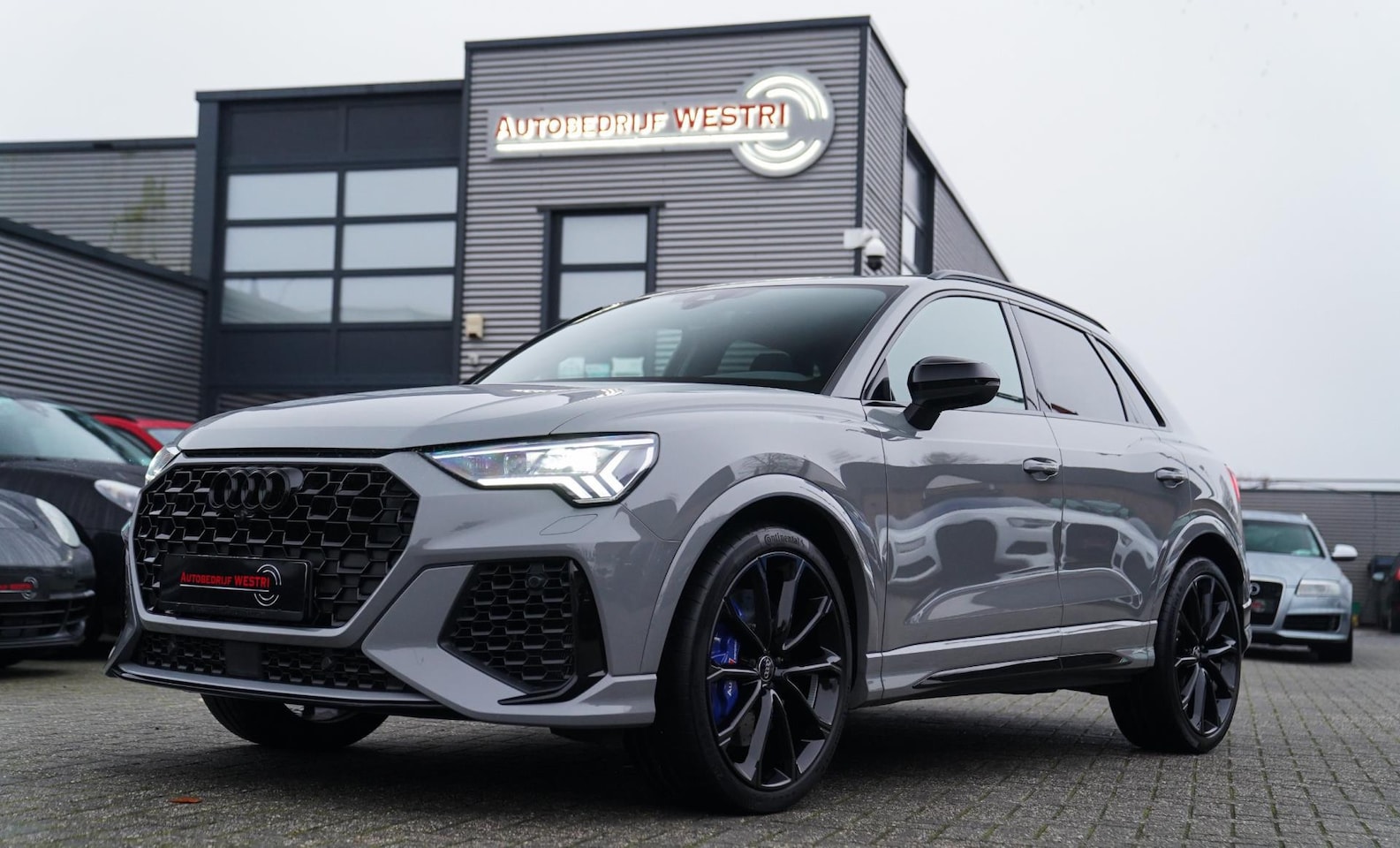 Audi RSQ3 - TFSI | Keramisch | Sonos Audio | LED | Trekhaak | 360 | Panorama | Adaptieve cruise | Dode - AutoWereld.nl