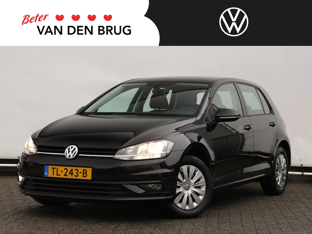 Volkswagen Golf - 1.0 TSI Trendline 86PK | Navigatie | Climatronic | Parkeersensoren | Cruise control - AutoWereld.nl