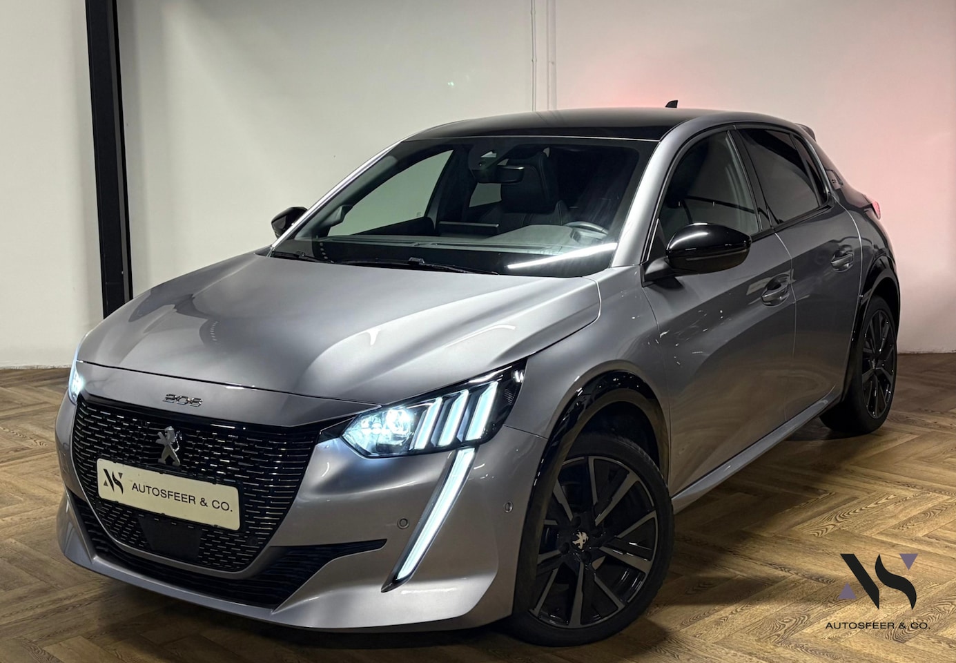 Peugeot 208 - 1.2 PureTech 100 GT KEYLESS PANO BOMVOL' - AutoWereld.nl
