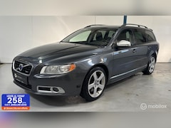 Volvo V70 - 2.5T R-Design LEER / XENON