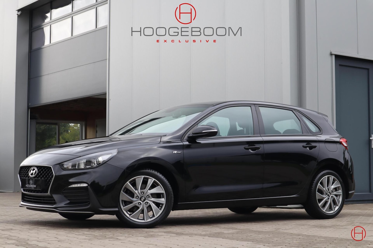 Hyundai i30 - 1.0 T-GDI N-Line / Stoel + stuurverwarming / CarPlay / Cruise / Camera - AutoWereld.nl