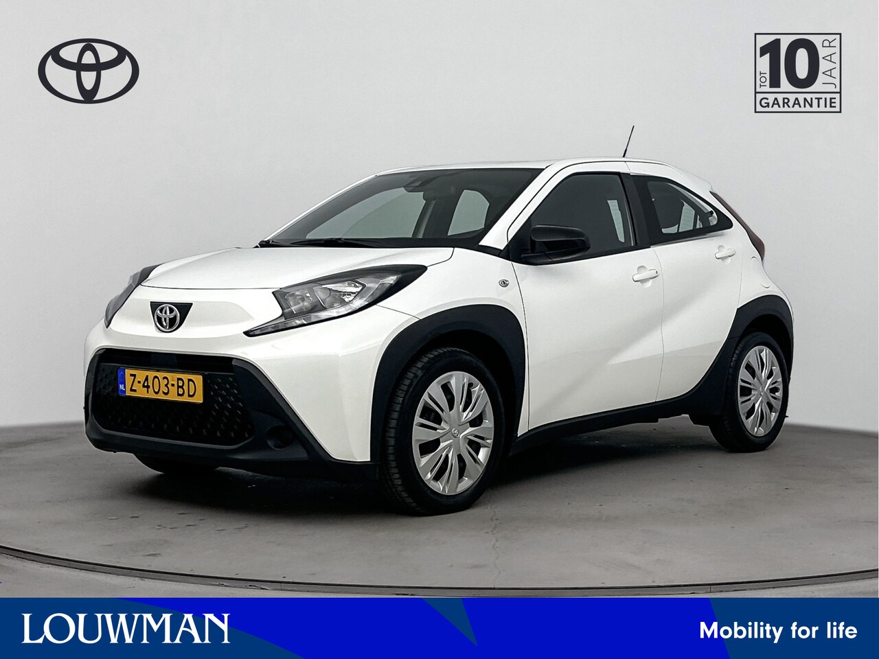 Toyota Aygo X - 1.0 VVT-i MT Play | applecarplay | elektrische ramen voor | achteruitrijcamera | - AutoWereld.nl