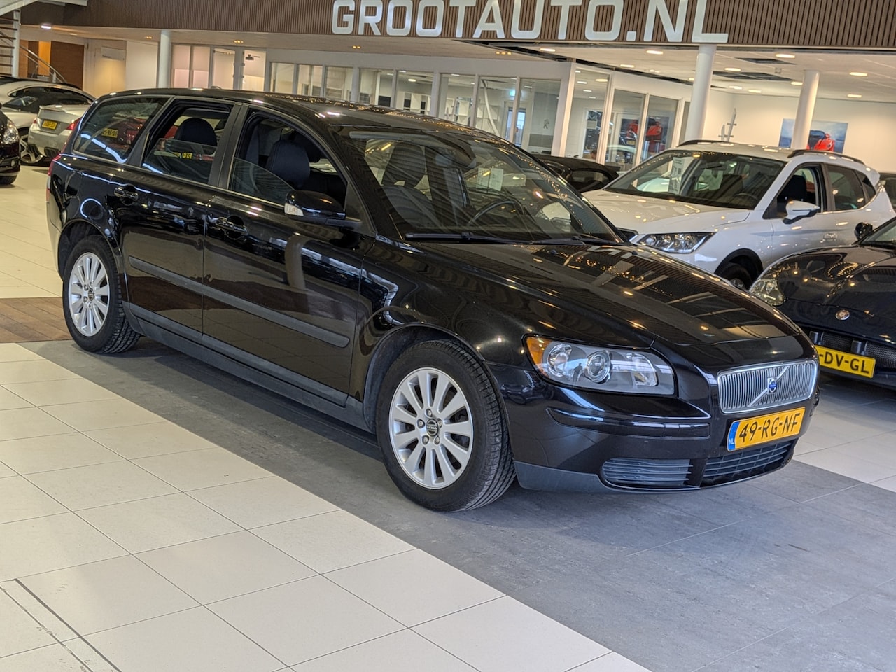 Volvo V50 - 1.8 Elite Airco, Cruise Control, Stuurbekrachtiging - AutoWereld.nl