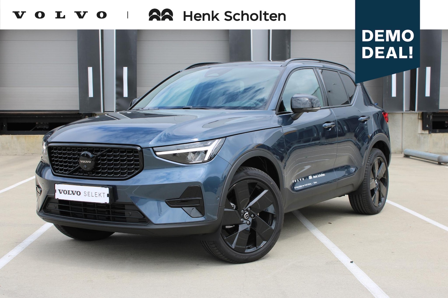 Volvo XC40 - B4 plus Black Edition | Panoramadak met Schuif-/Kantelfunctie | Elektrisch Verstelbare Voo - AutoWereld.nl
