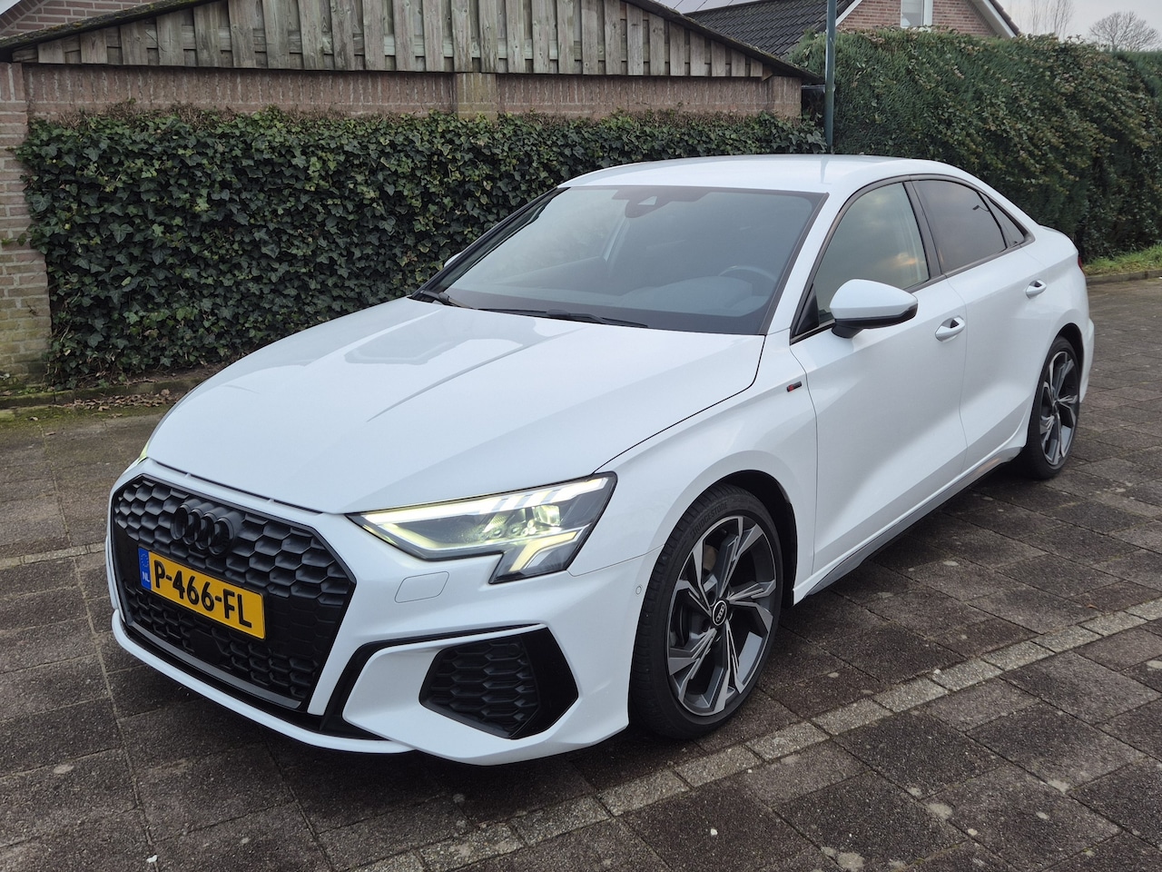 Audi A3 Limousine - 35 TFSI edition one S-Line S-tronic - AutoWereld.nl