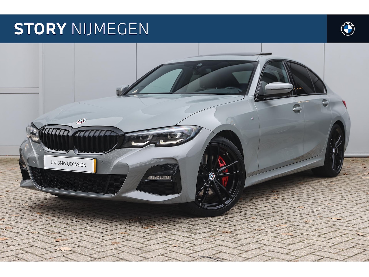 BMW 3-serie - 318i Executive M Sport Automaat / Schuif-kanteldak / Sportstoelen / Achteruitrijcamera / S - AutoWereld.nl