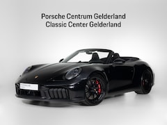 Porsche 911 Cabrio - Carrera 4 GTS