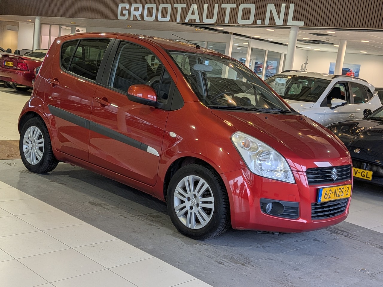 Suzuki Splash - 1.0 Exclusive Airco, Stuurbekrachtiging - AutoWereld.nl