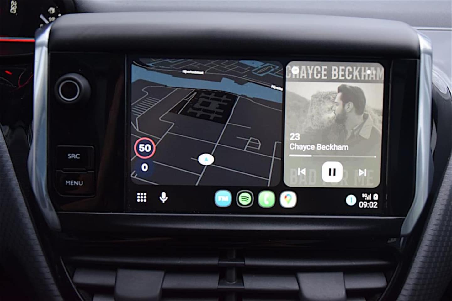 Peugeot 2008 - 1.2 PureTech GT-Line 1.2 PureTech GT-line, Parkeercamera, Afneembare trekhaak, Half leder,Climate control, NAP,