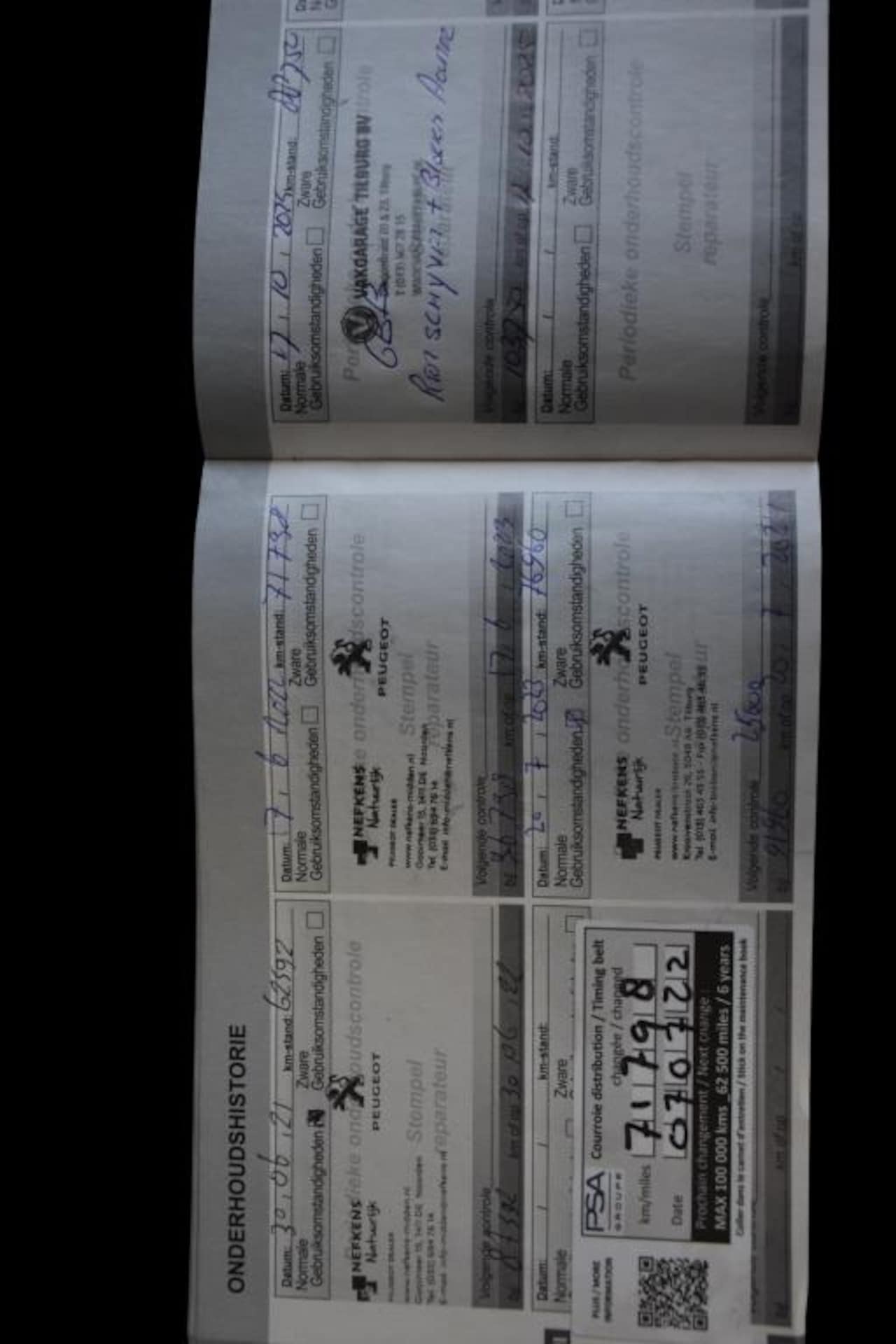 Peugeot 2008 - 1.2 PureTech GT-Line 1.2 PureTech GT-line, Parkeercamera, Afneembare trekhaak, Half leder,Climate control, NAP,