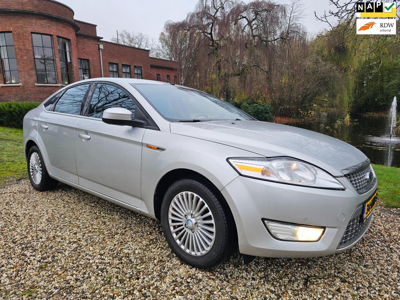 Ford Mondeo - 2.0-16V Limited AIRCO/cruise - AutoWereld.nl
