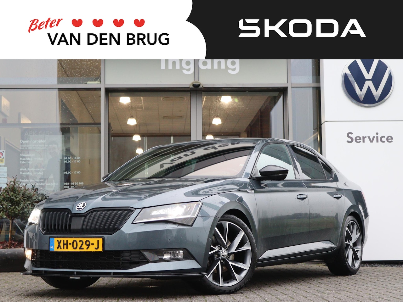 Skoda Superb - 1.5 TSI 150 pk ACT Sportline Business | Navigatie | Canton | App Connect | LED | Trekhaak - AutoWereld.nl