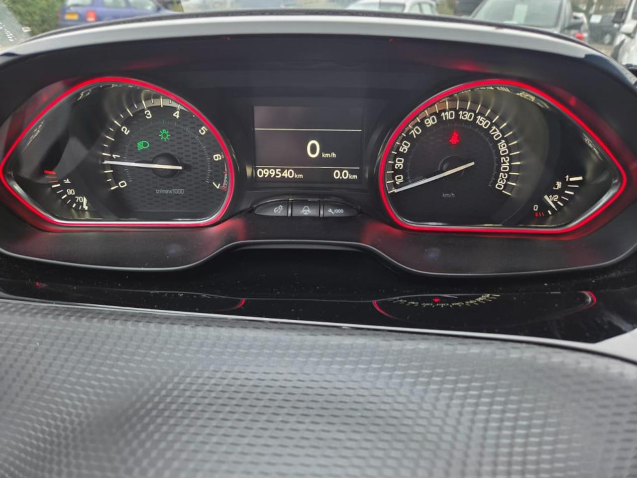 Peugeot 2008 - 1.2 PureTech GT-Line 1.2 PureTech GT-line, Parkeercamera, Afneembare trekhaak, Half leder,Climate control, NAP,