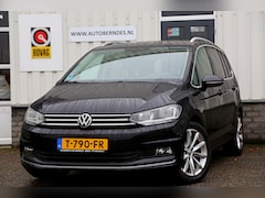Volkswagen Touran - 1.5 TSI Comfortline 7persoons Aut.*Perfect Onderh.*Elek. Trekhaak/ACC/Massage/IQ.Drive/Sfe