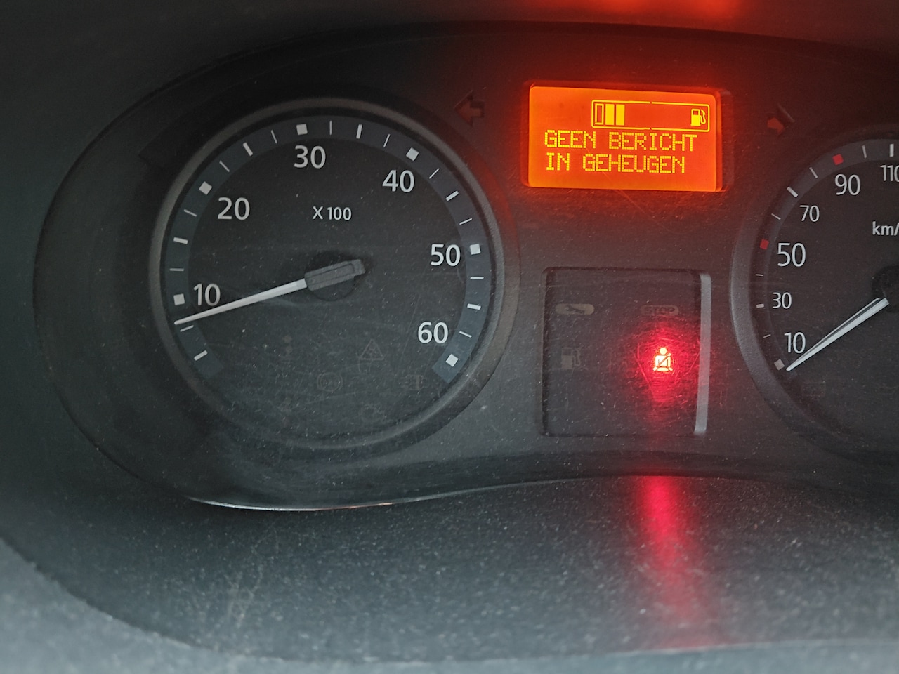 Renault Trafic - 2.0 dCi T27 L1H1 DC Eco Keuring tot 2 dec 2026⁸ - AutoWereld.nl