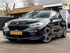 BMW 1-serie - 118i M Sport Automaat I Panoramadak I Sportstoelen I Led I Leder I NL Auto I NAP I Dealera