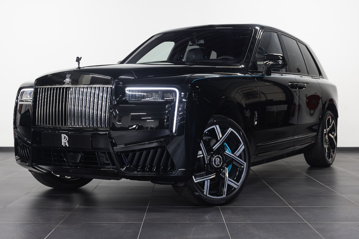 Rolls-Royce Cullinan - Black Badge Series II - AutoWereld.nl