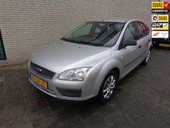 Ford Focus - 1.6-16V Champion NIEUWE APK