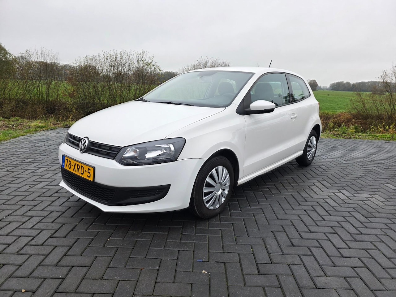 Volkswagen Polo - 1.2 Easyline 2012 nieuwe APK! - AutoWereld.nl