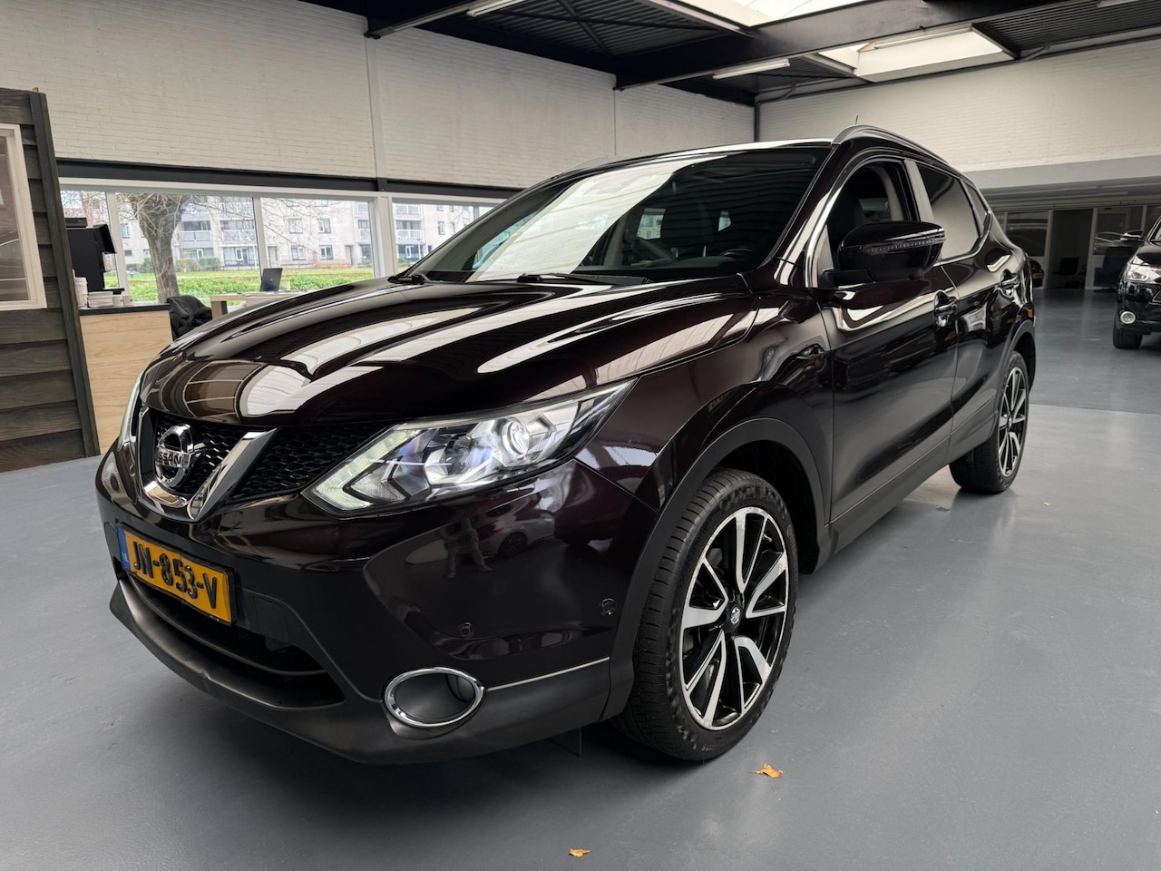 Nissan Qashqai - 1.2 Tekna |Panoramadak|360 Cam| - AutoWereld.nl
