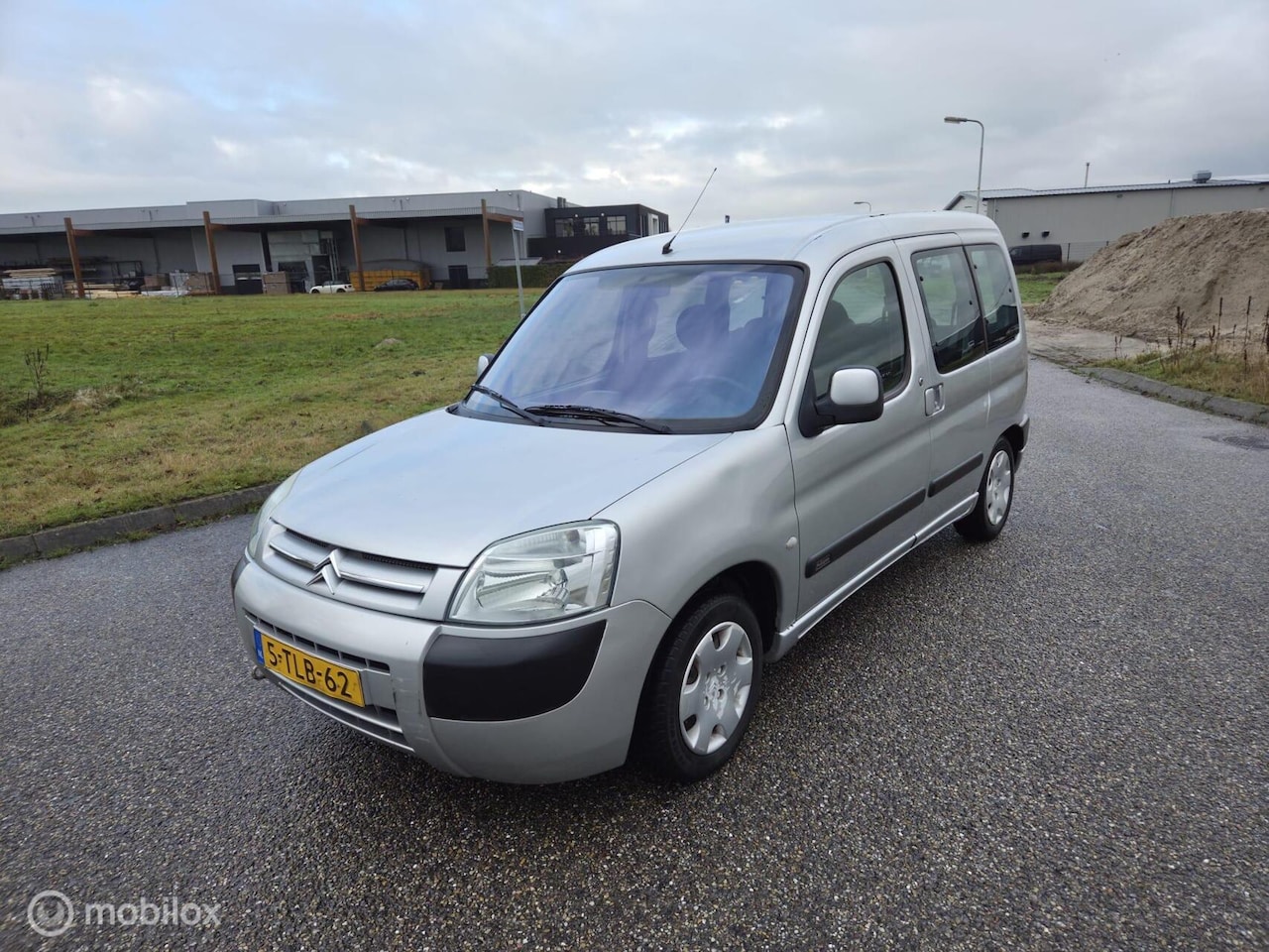 Citroën Berlingo - combi 1.4i Cinqspace 5 persoons Airco - AutoWereld.nl