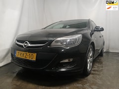 Opel Astra Sports Tourer - 1.7 CDTi Business + - Rechts Achter Schade