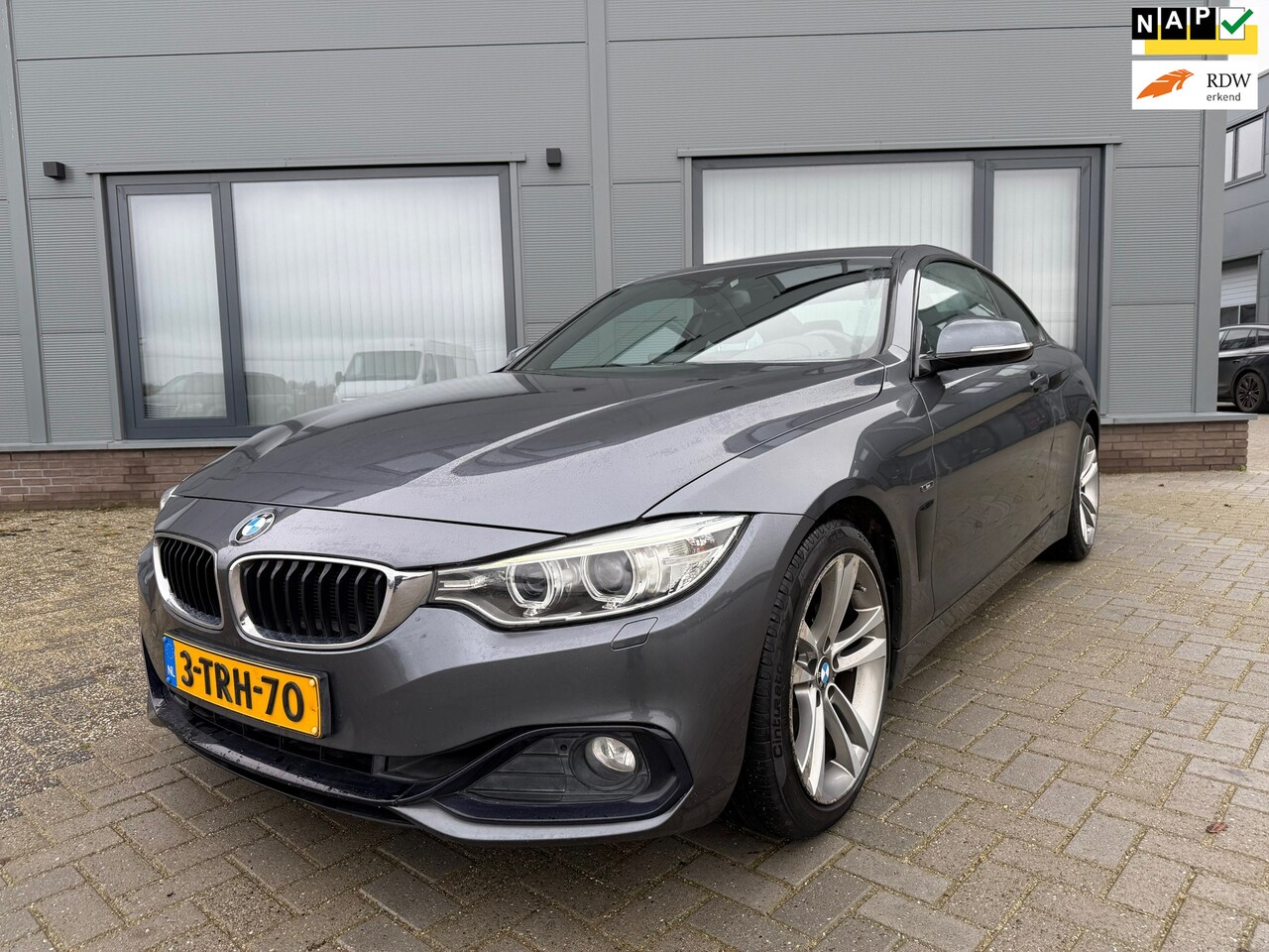 BMW 4-serie Coupé - 428i Executive // Navi // Clima // PDC // Sportstoelen - AutoWereld.nl