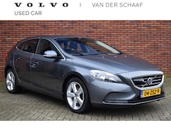 Volvo V40 - T3 150PK Momentum | Adaptieve Cruise Control | Trekhaak | 17'' |