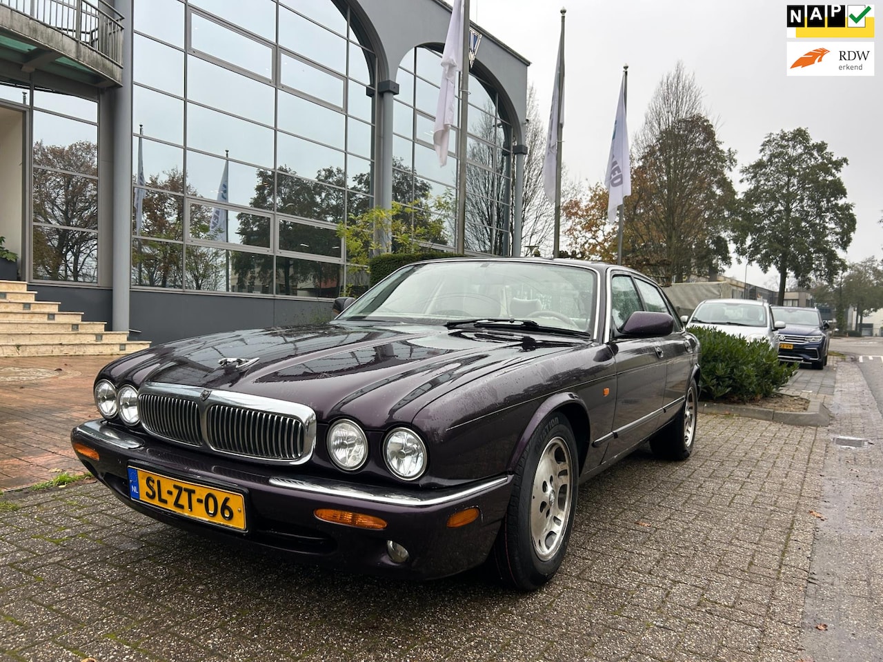 Jaguar XJ - 3.2 V8 Executive aut 213000 km N.A.P nieuwe apk - AutoWereld.nl