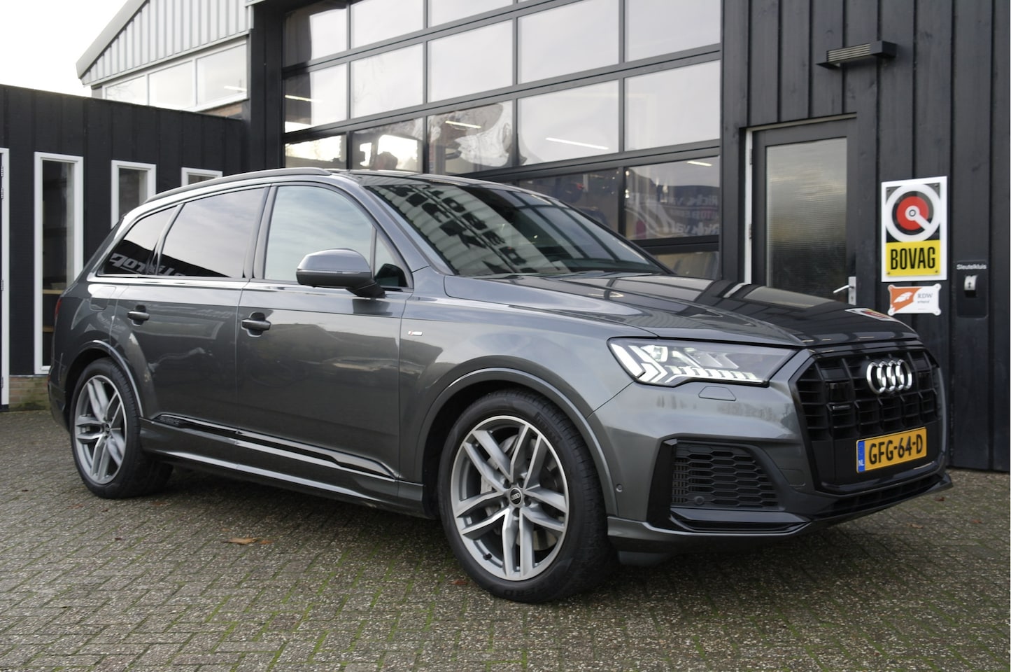 Audi Q7 - 55 TFSI e Quattro Pro Line Plus | S-line |  Matrix | 360º | Luchtvering | El.Trekhaak | Pa - AutoWereld.nl