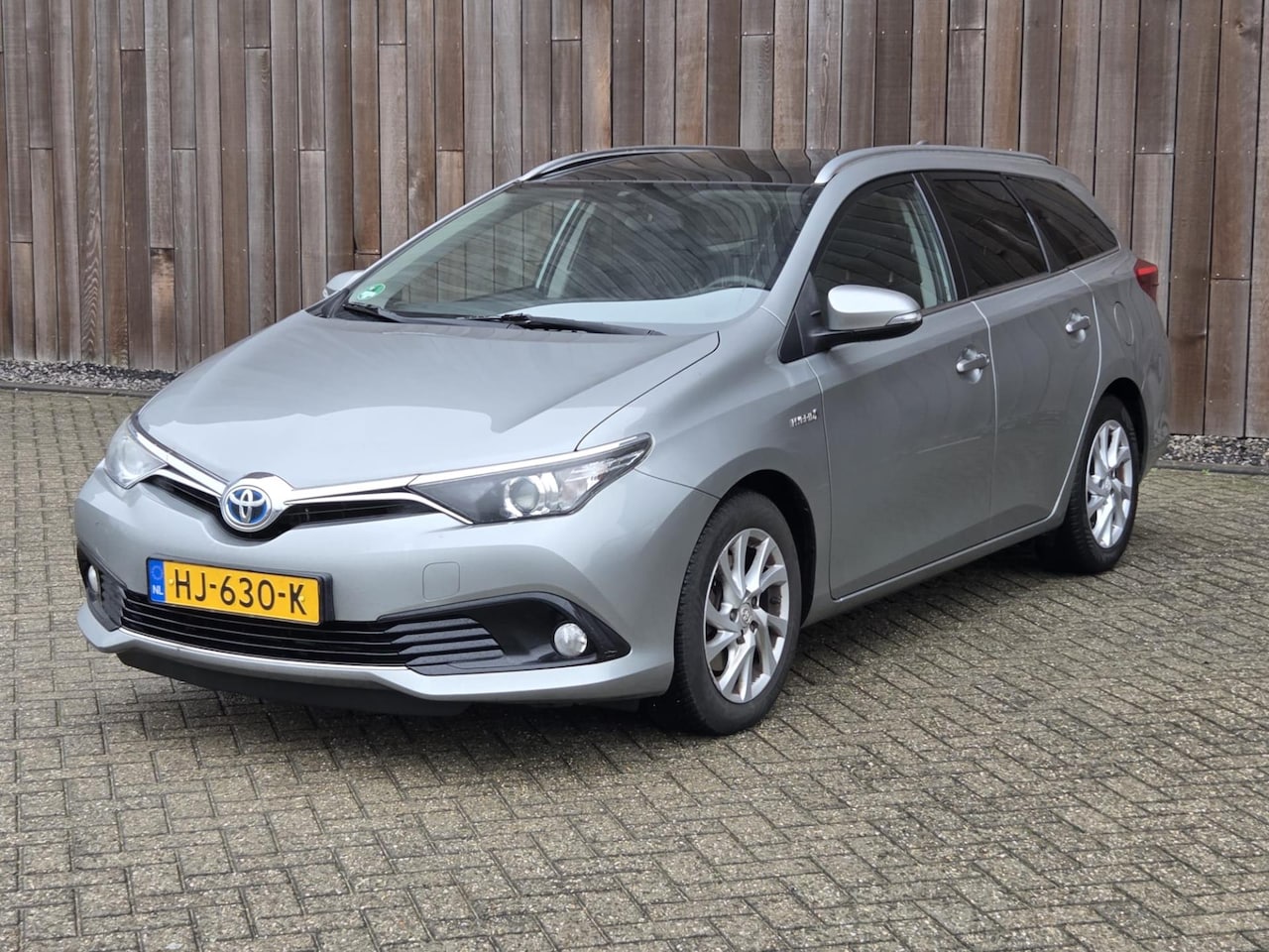 Toyota Auris - 1.8 Hybrid Lease Pro 1.8 Hybrid Lease Pro - AutoWereld.nl