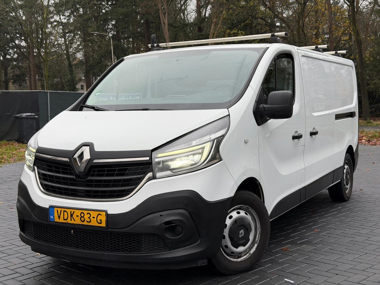 Renault Trafic - 2.0 dCi 120 T29 L2H1 Comfort/Airco/Cruise/Navi/NAP - AutoWereld.nl