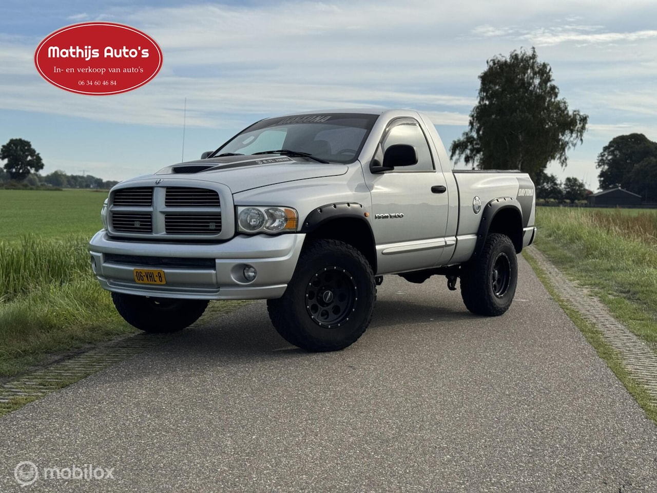 Dodge Ram 1500 - SLT1500 5.7 Hemi Daytona Marge Benzine! Super nette staat! - AutoWereld.nl