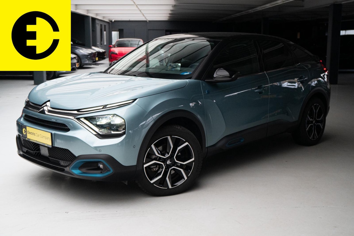 Citroën Ë-C4 - Shine 50 kWh | Achteruitrijcamera | CarPlay\ Android auto | Parkeersensoren - AutoWereld.nl