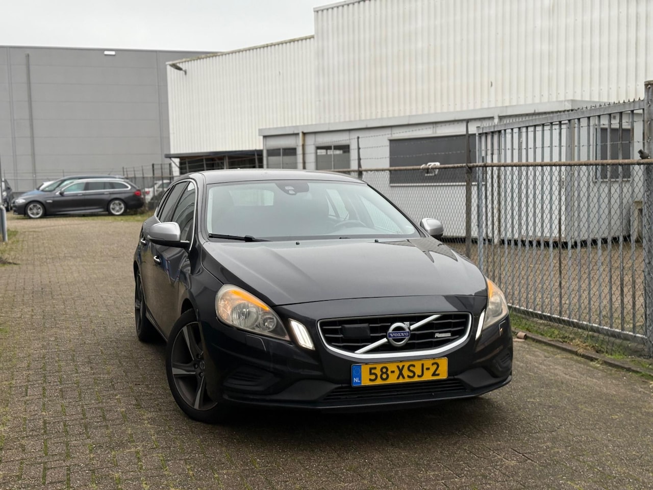 Volvo V60 - 2.0 D4 163PK R-Design (bj 2012) 5Cilinders|LED|CLIMA|LMV - AutoWereld.nl