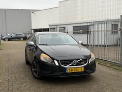 Volvo V60 - 2.0 D4 163PK R-Design (bj 2012) 5Cilinders|LED|CLIMA|LMV