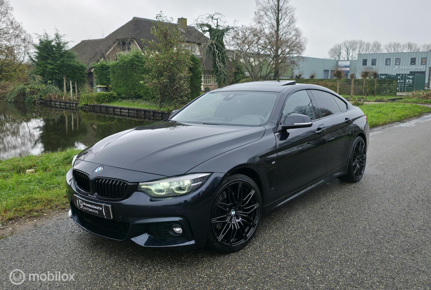 BMW 4-serie Gran Coupé - 430i M Sport / Pano / Navi / Leder - AutoWereld.nl