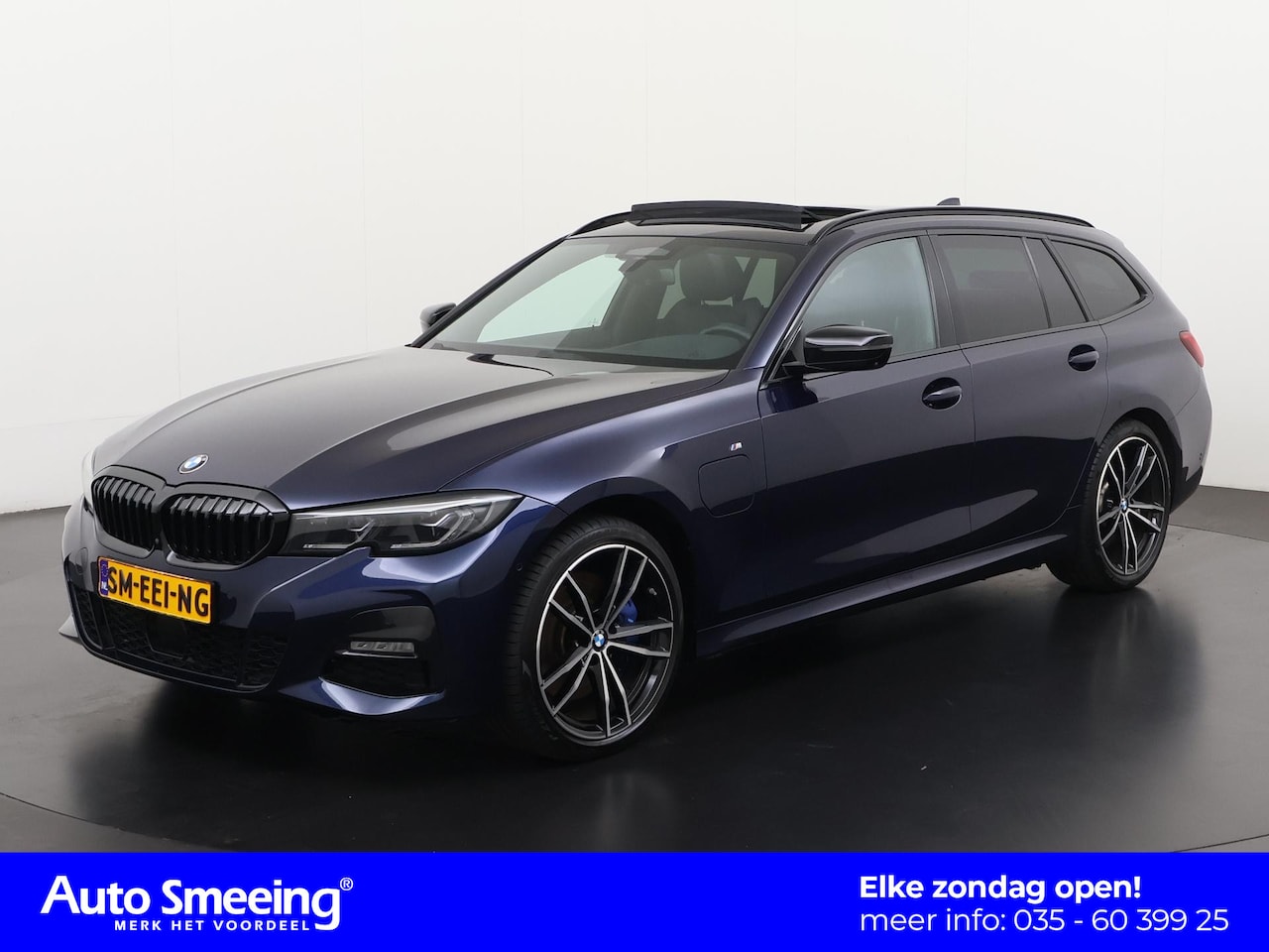 BMW 3-serie Touring - 330e xDrive M Sport Shadow | Panoramadak | Trekhaak | Adaptief Onderstel | Zondag Open! - AutoWereld.nl