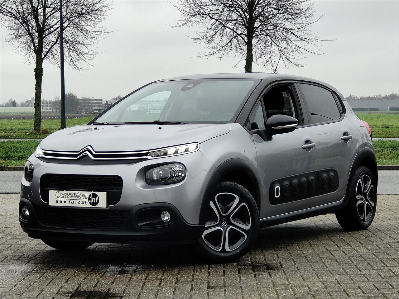 Citroën C3 - 1.2 PureTech S&S Feel Edition | Carplay | Cruise | Navi | DAB - AutoWereld.nl